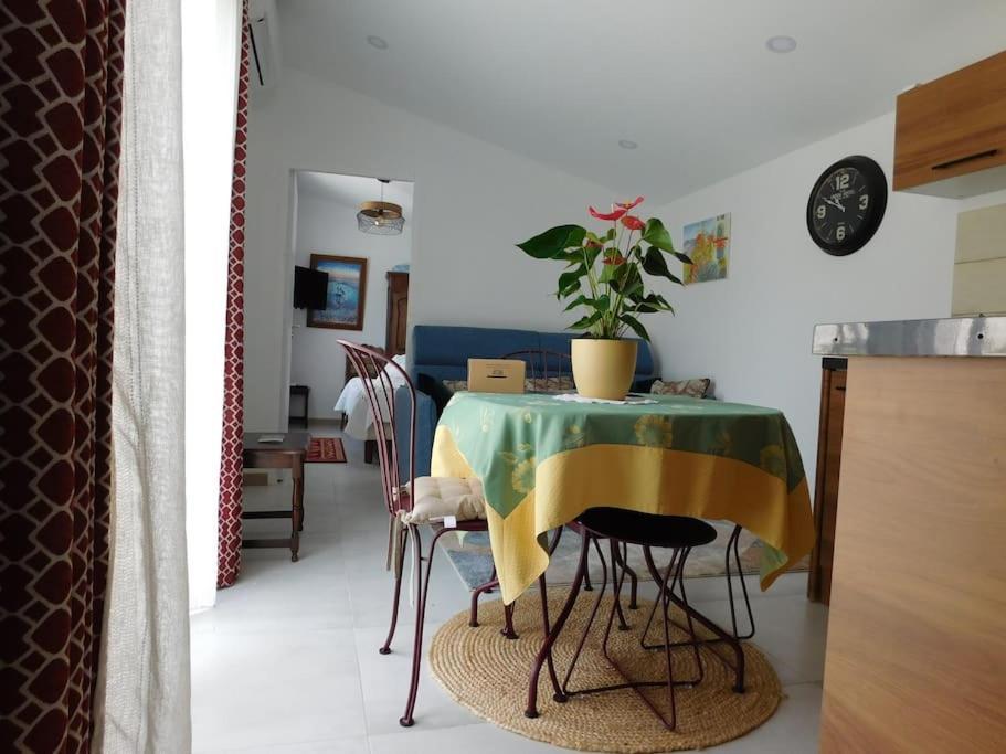 Maisonnette De Jardin Марсель Екстер'єр фото